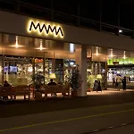 מלון Mama Shelter