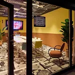 Hotel Mama Shelter 4*