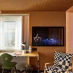 Hotel Mama Shelter