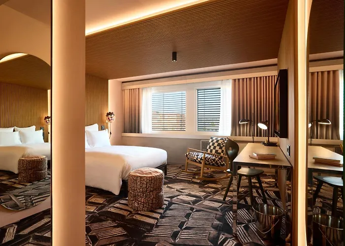 Otel Mama Shelter 4*