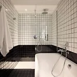 Mama Shelter Hotel