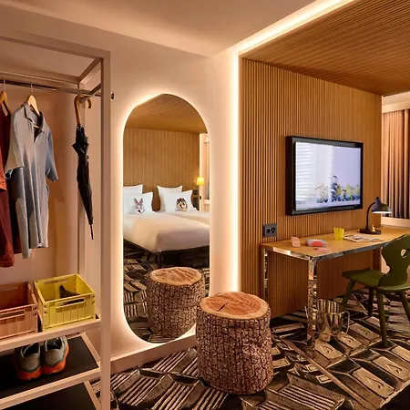 Hotel Mama Shelter 4*